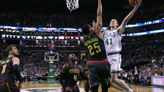 Isaiah Thomas anota 23 y Celtics derrotan a Hawks