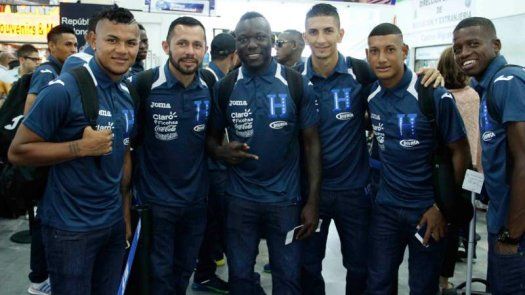 Honduras viajó a la Copa Oro con dos bajas de última hora