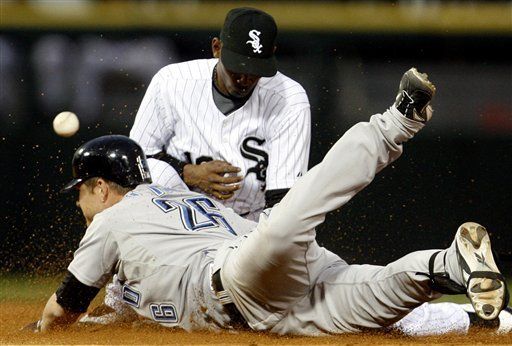 MLB: Azulejos 14, Medias Blancas 0; Bautista culmina blanqueada