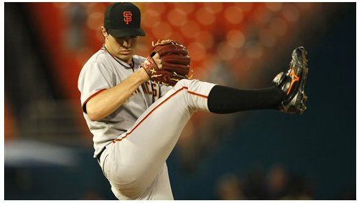 MLB: Gigantes 2, Marlins 1; Zito rompe racha de derrotas