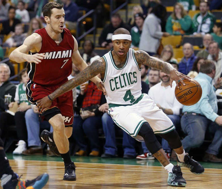 Celtics vencen al Heat para décima victoria seguida en casa