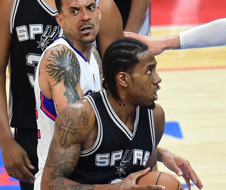 Kawhi Leonard, elegido mejor defensor de la NBA