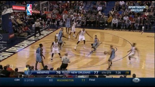 Pelicans ganan 95-89 a Grizzlies empujados por Evans
