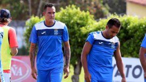 Blas Pérez debutaría el domingo con Blooming