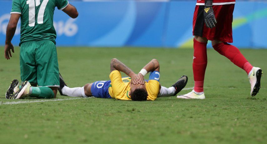 Otra decepción de Brasil: empata sin goles ante Irak