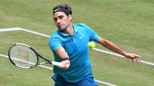 Federer cumple los pronósticos y alcanza la final de Halle