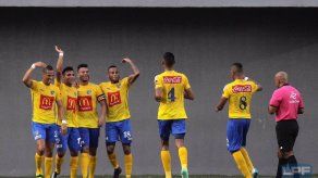 Tauro y Plaza empataron; Blackburn anotó hat trick con Chorrillo