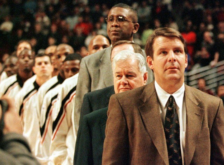 Fallece Tex Winter, arquitecto de los Bulls de Michael Jordan