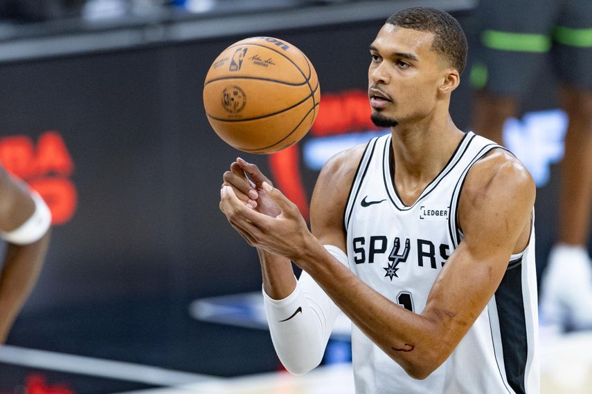NBA: Victor Wembanyama lideró segundo triunfo de Spurs ante Wolves