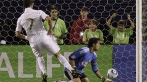 Real Madrid vence 3-0 a Chivas con goles de Cristiano Ronaldo