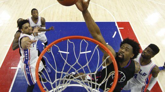 Clippers vencen en tiempo extra a 76ers