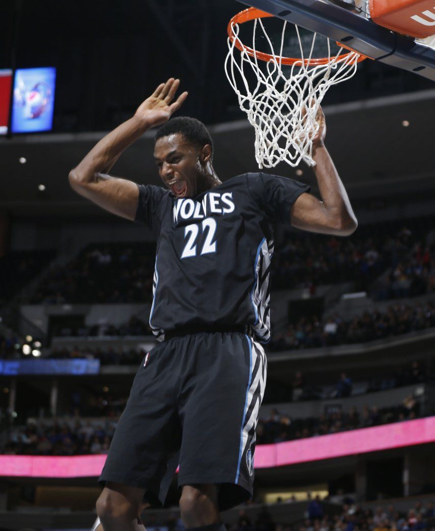 Wiggins anota 31 y Timberwolves ganan a Nuggets 113-105