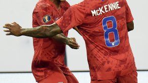 Con 2 goles de Pulisic y tras tormenta