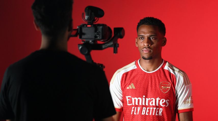 Jurrien Timber es anunciado como nuevo refuerzo del Arsenal