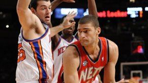 NBA: Brook López se somete a cirugí­a por fractura en pie