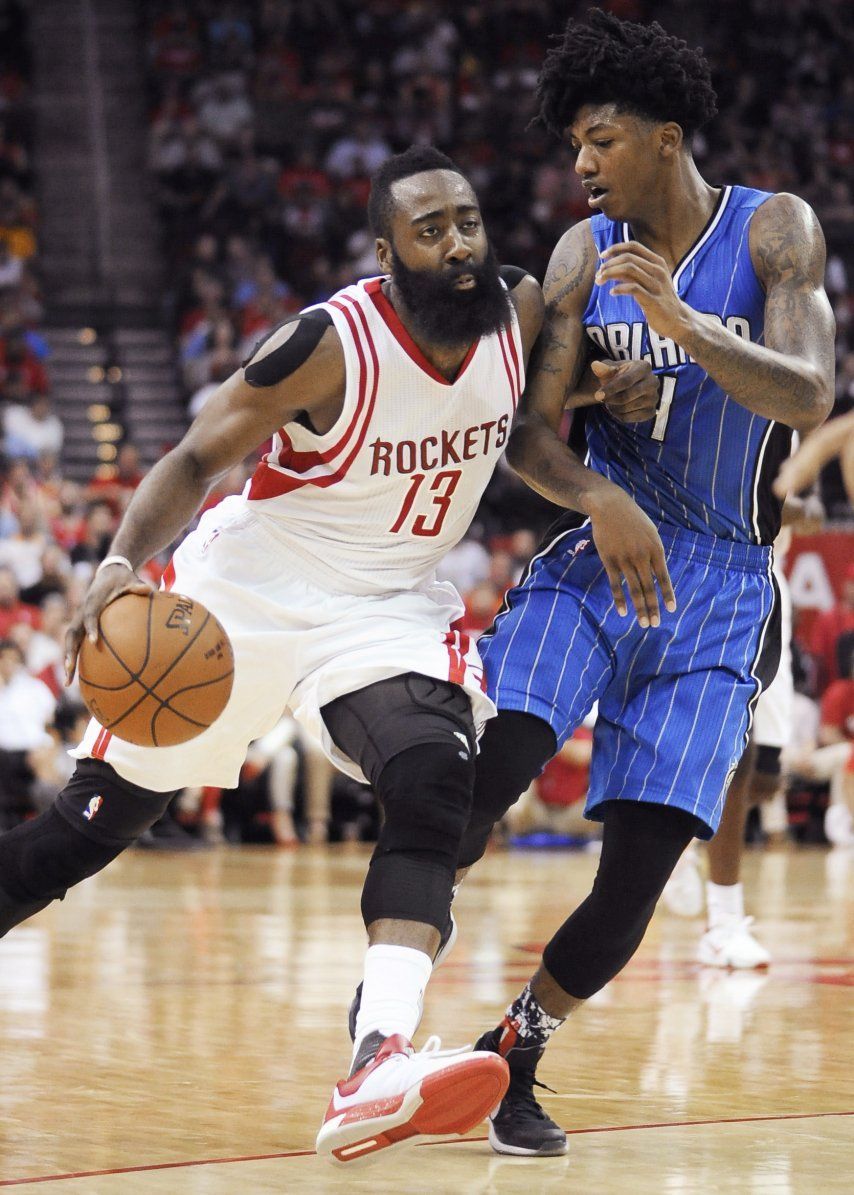 Harden anota 28 y Rockets ganan en tiempo extra