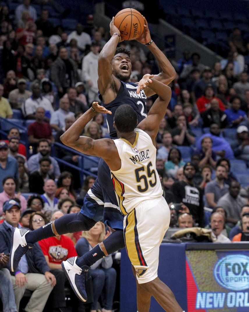 Butler encesta al final y Wolves superan a Pelicans