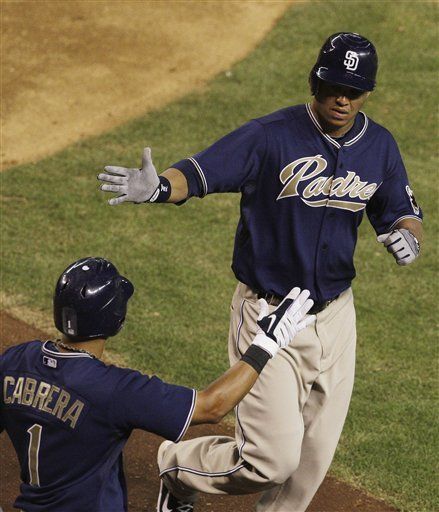 Cabrera guí­a triunfo de Padres con cuatro remolcadas