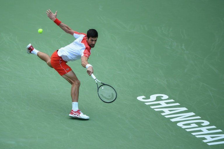 Djokovic pasa sin apuros a cuartos en Shanghai