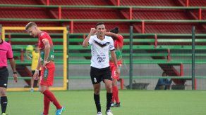 Peñaranda le da el triunfo al Árabe Unido en su primer amistoso en Costa Rica