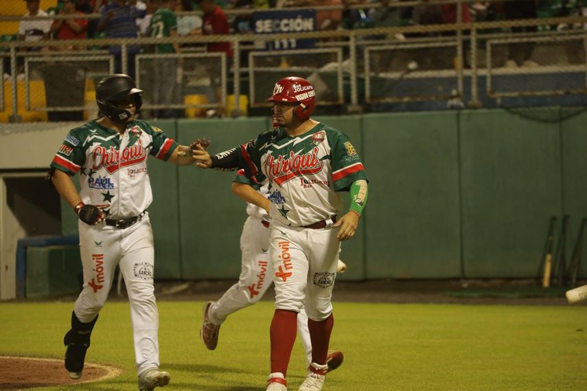Béisbol Mayor 2024: Chiriquí se lleva el primer asalto