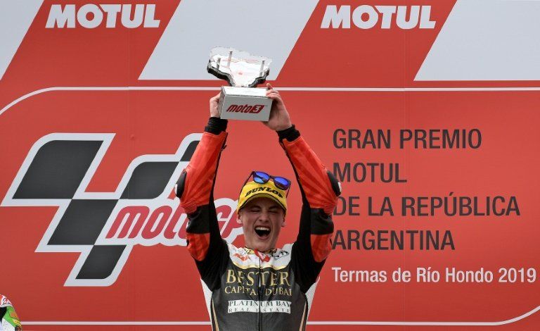 El español Jaume Masia gana carrera de Moto3 en GP de Argentina
