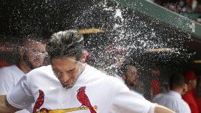 Piscotty y Grichuk pegan jonrones; Cardenales ganan