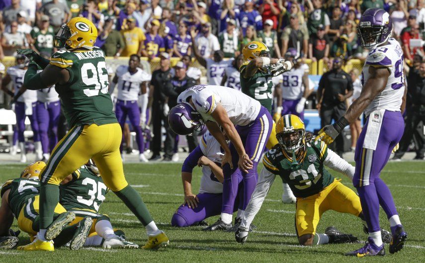Vikings fallan dos goles de campo en empate con Packers