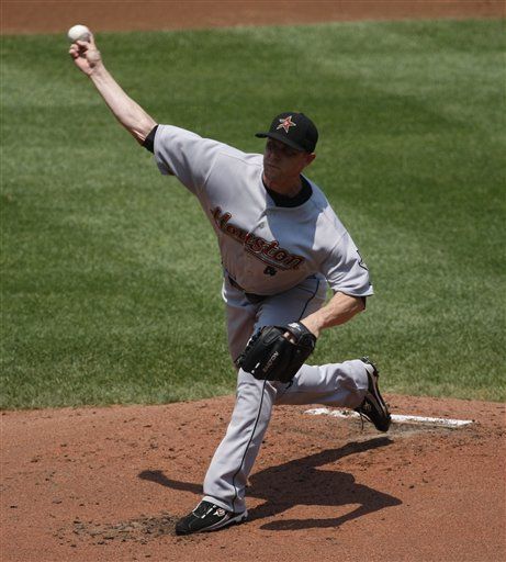 MLB: Astros 5, Nacionales 0, Backe luce en la loma y con el bate