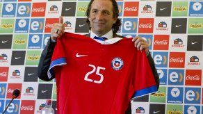 Pizzi dice que es un honor dirigir a selección chilena