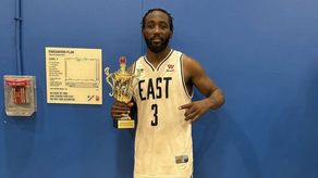 Terence Crawford consiguió premio MVP en partido benéfico de Basketball