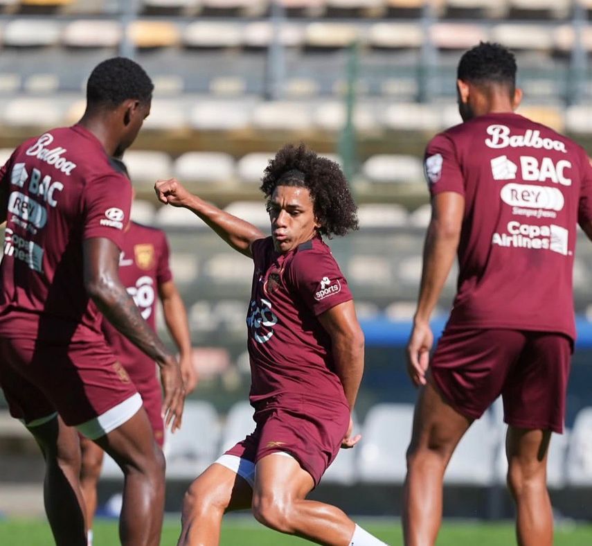 Posible alineación de la selección de Panamá