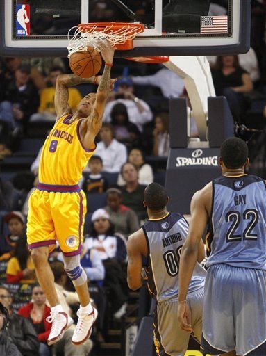 NBA: Warriors 128, Grizzlies 110; Curry anota 30