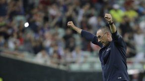 Maurizio Sarri deja al Chelsea y toma riendas de Juventus