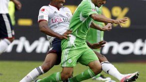 Alemania: Bayern Munich gana con gol de Luiz Gustavo