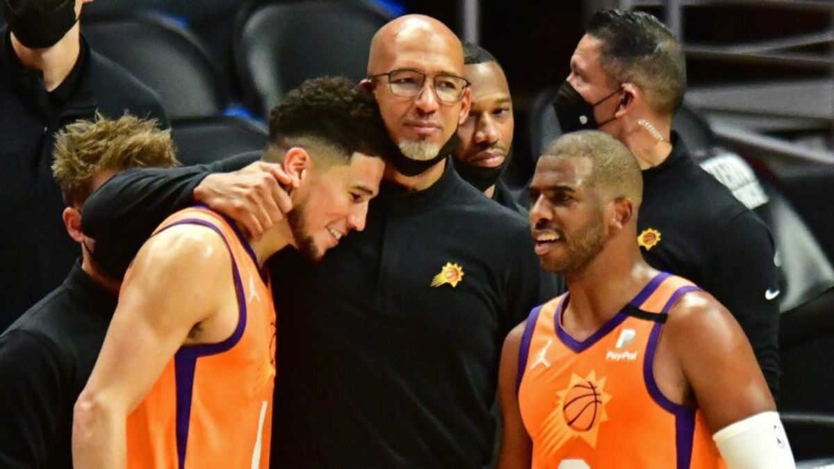 Monty Williams signs a long-term extension with the Suns