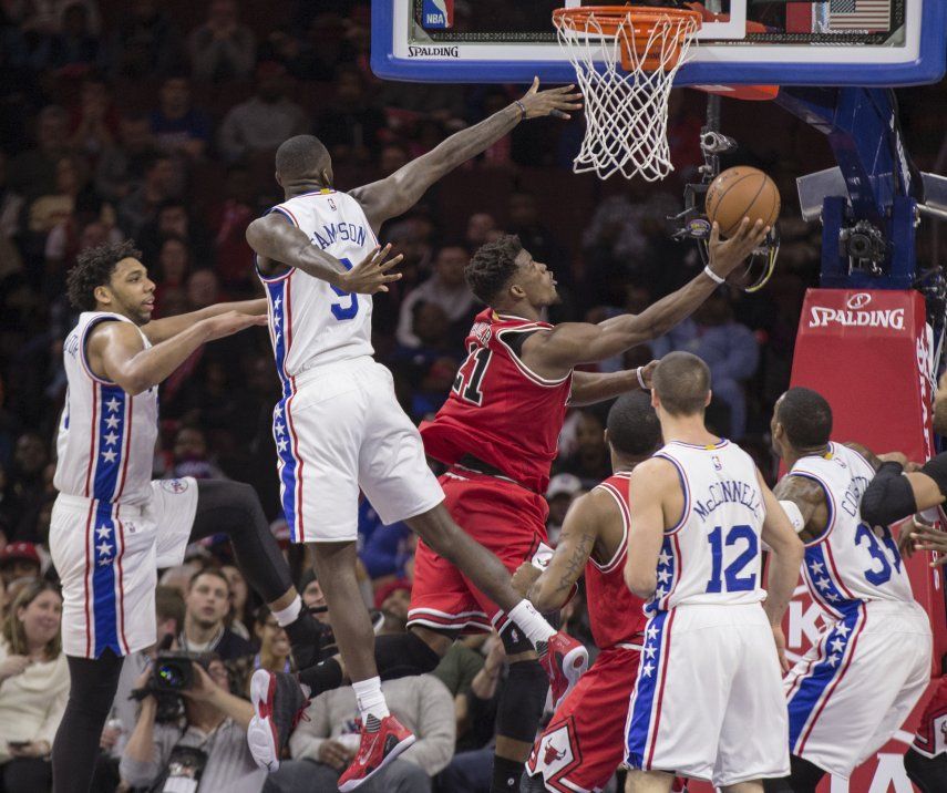 Butler brilla con 53 puntos y Bulls superan a 76ers