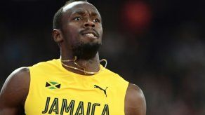 El rey Bolt supera primer obstáculo hacia una despedida gloriosa