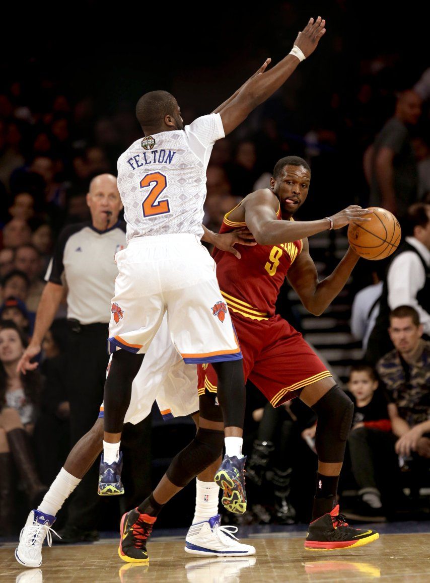 Jack y Cavs cortan buena racha a Knicks
