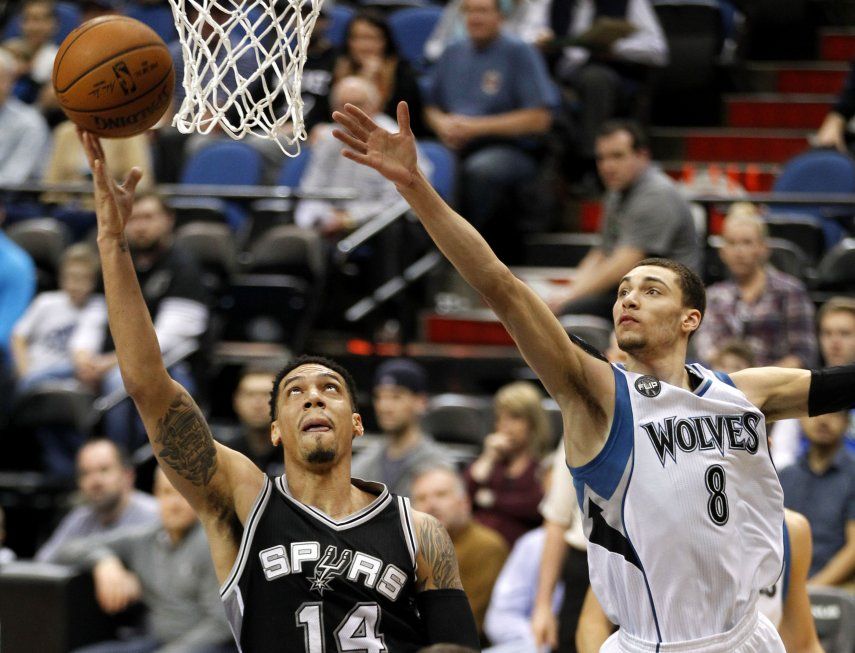 Aldridge anota 29 puntos y Spurs aplastan a Wolves