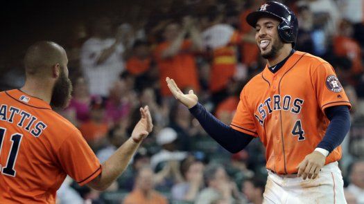 Springer anota en wild pitch; Astros vencen a Medias Rojas