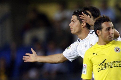 España: Cristiano y Kaká marcan en victoria del Real Madrid