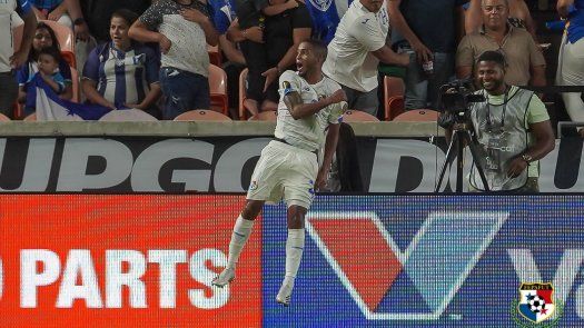 César Yanis anotó un golazo para Panamá en la Copa Oro 2021