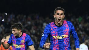 Ferran Torres utiliza camiseta sin logo del Barcelona