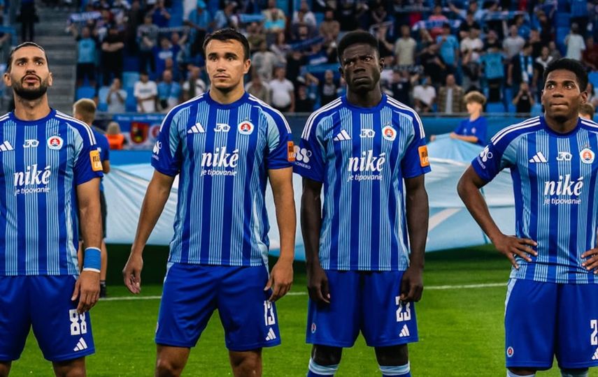 Champions League: Slovan Bratislava cae en la ida de 3ra ronda con César Blackman titular