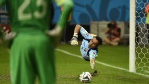 Costa Rica llama a figuras para visita a Uruguay