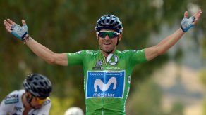 Alejandro Valverde gana al esprint la etapa 8 de la Vuelta