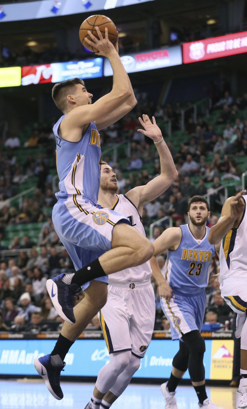 Hill anota 22 en su regreso, Jazz aplasta a Nuggets 108-83