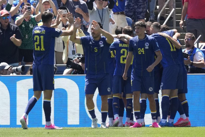 Mundial 2026: Bosnia y Herzegovina vence a Qatar y es tercera del grupo B.