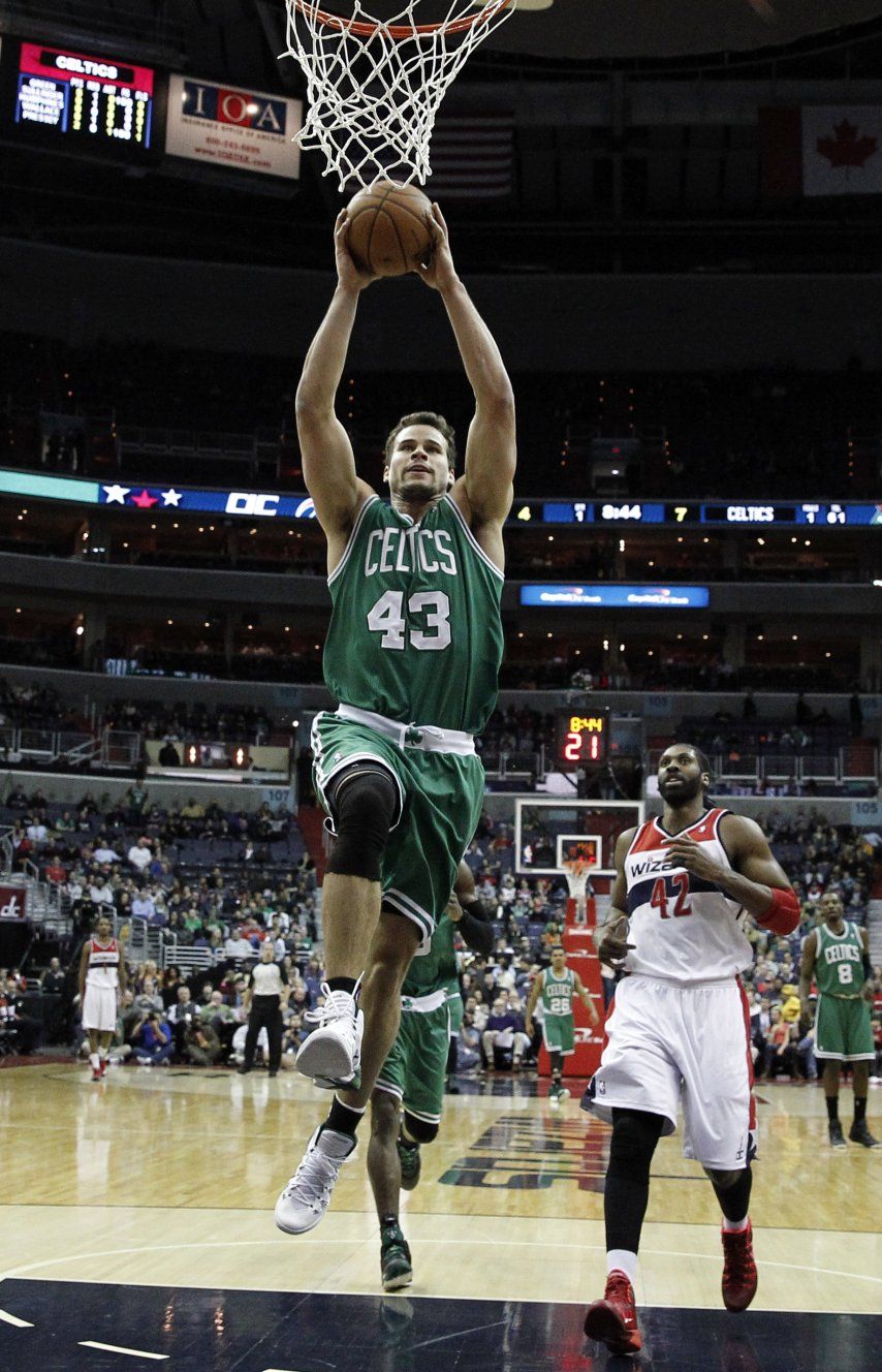Los Celtics vencen a Washington en tiempo extra